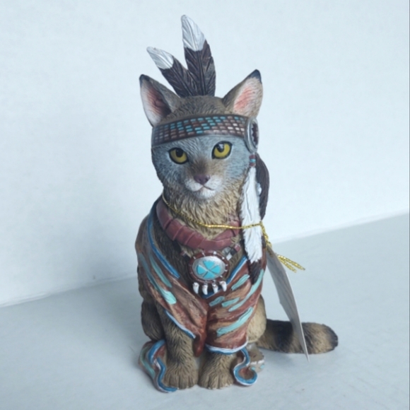 Hamilton Collection Sitting Fur Feathers 'N Fur Kittens figurine - Picture 2 of 8